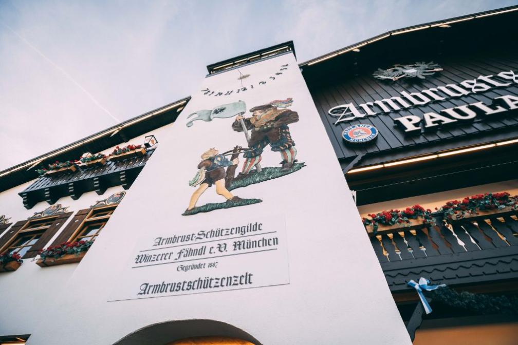 Das Armbrustschützenzelt auf dem Münchener Oktoberfest
