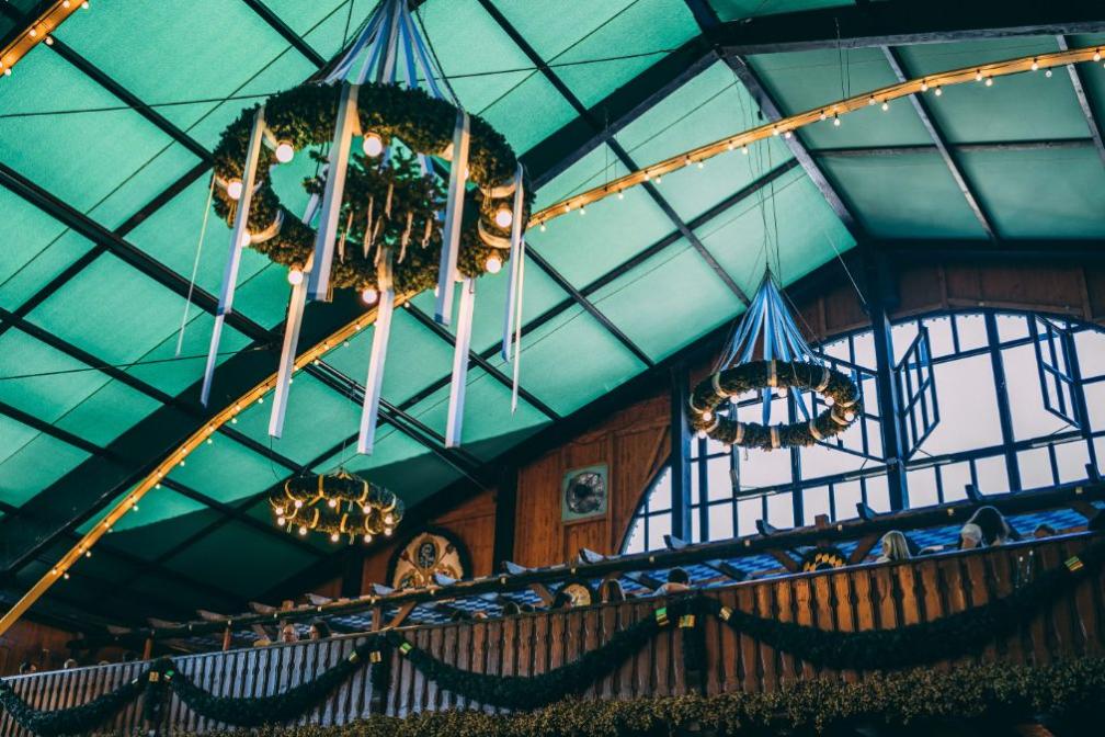 Innenbereich der Augustiner Festhalle
