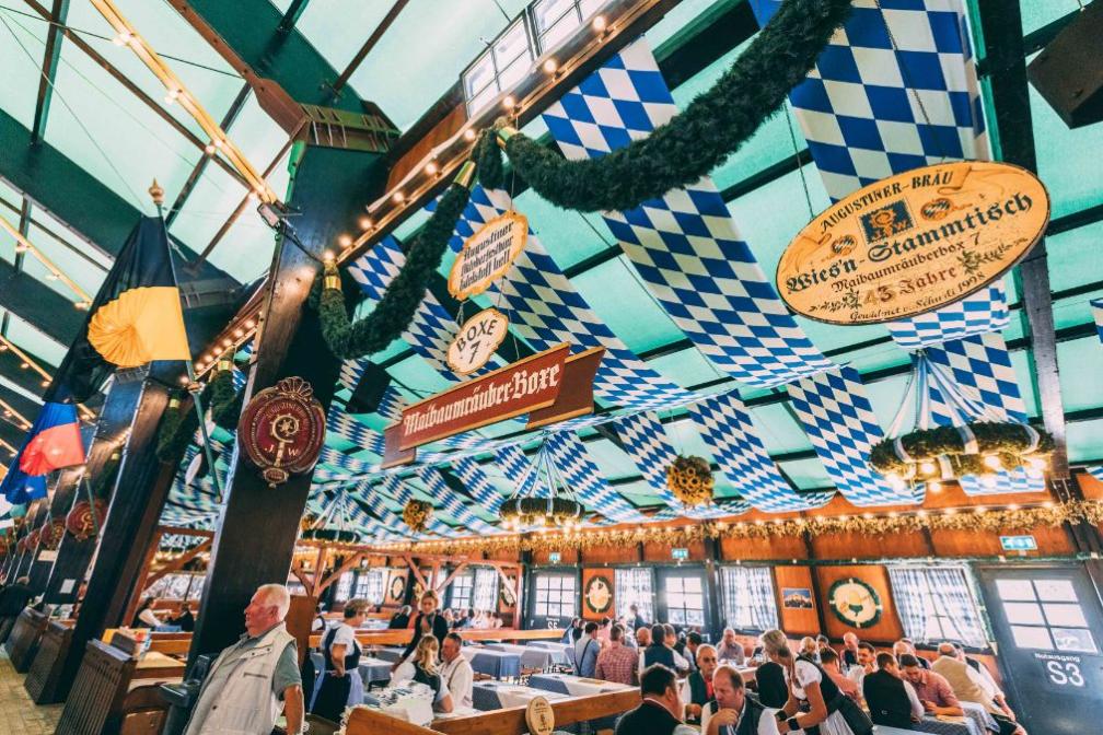 Innenbereich der Augustiner Festhalle