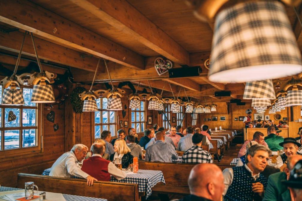 Boxen der Fischer Vroni auf dem Münchner Oktoberfest.
