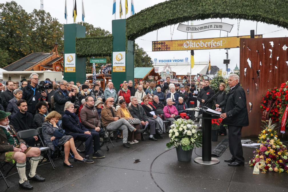 OB Dieter Reiter bei seiner Ansprache