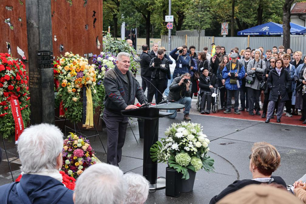 Robert Höckmayr, Überlebender des Attentats, kam auch zu Wort.