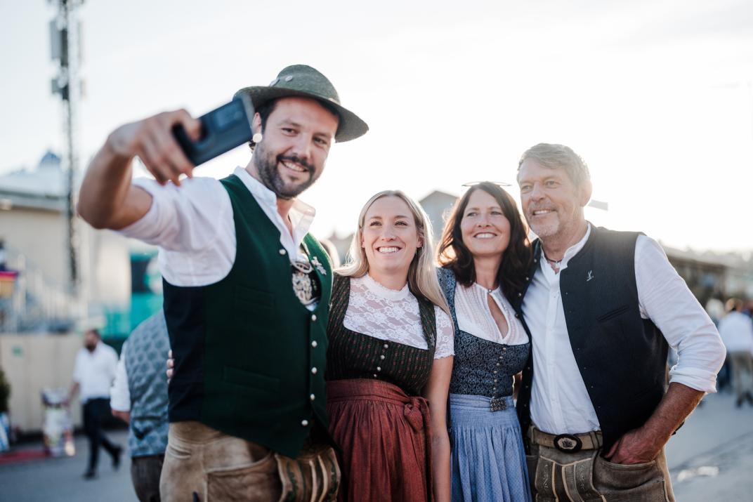 October Fest Informatii Oktoberfest: Service and important information for visitors ...