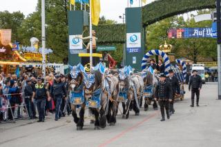 20220917_oktoberfest_ode_einzugderwiesnwirte-03517.jpg