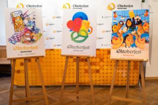 Die 3 Finalisten Plakate nebeneinander Die 3 Finalisten Plakate nebeneinander