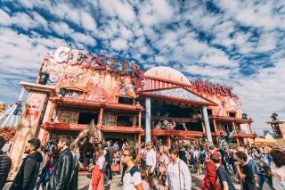 Geisterpalast während des Oktoberfests Geisterpalast während des Oktoberfests