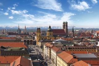 München mit dem Alpenpanorama