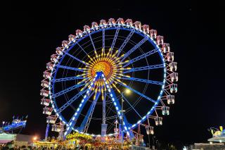 Willenborgs Riesenrad ist zu einem Symbol für das Oktoberfest geworden Willenborgs Riesenrad ist zu einem Symbol für das Oktoberfest geworden