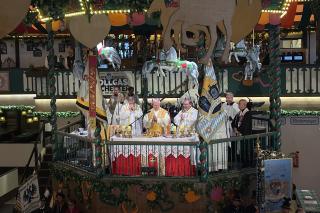 Die Geistlichen bei dem Schausteller-Gottesdienst 
