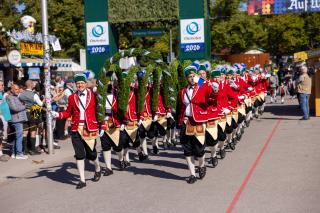 Einzug der Münchner Schäffler.