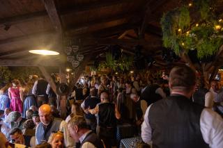 Gute Stimmung in Bartels Flößerstadl 