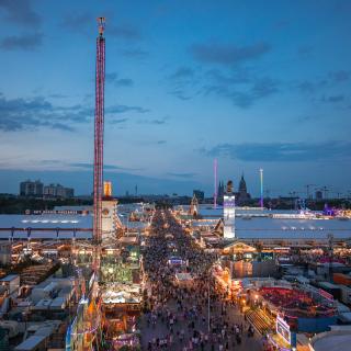 Das Oktoberfest vom Riesenrad aus