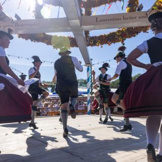 Trachtentanz auf der Oidn Wiesn